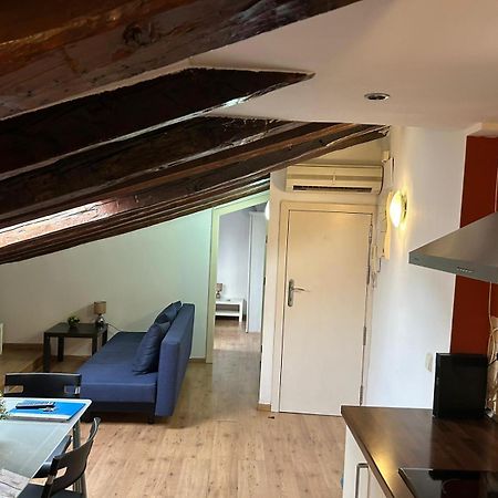 Comodo Atico En Tirso De Molina Madrid Kültér fotó